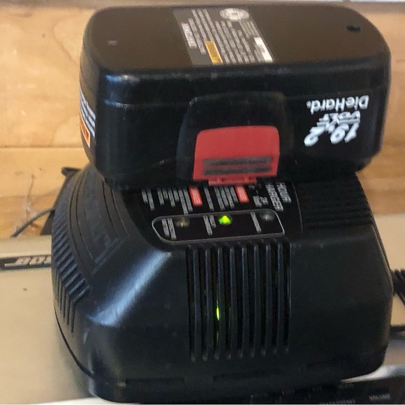 Craftsman 7.2 - 24 Volt 1 Hour 1425301Battery Charger Quick 19.2V+Battery - Picture 3 of 12